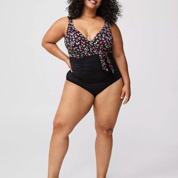 Torrid One Piece Swimsuit  Strawberry Underwire Bra Slim Fix Black Plus Size 2X - Picture 1 of 12
